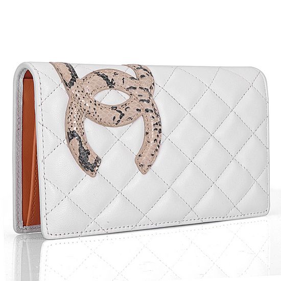 AAA Chanel Leather Bi-Fold Wallets A26717 Pink-Snake CC Logo White Online